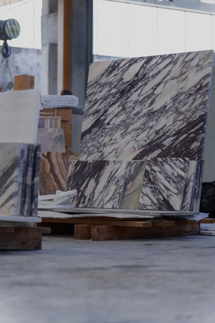 Découpe de Calacatta Viola